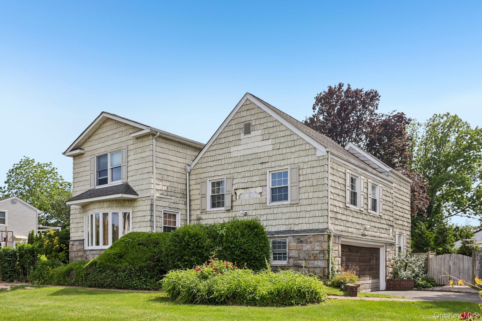 1304 Harbor Road — photo 4