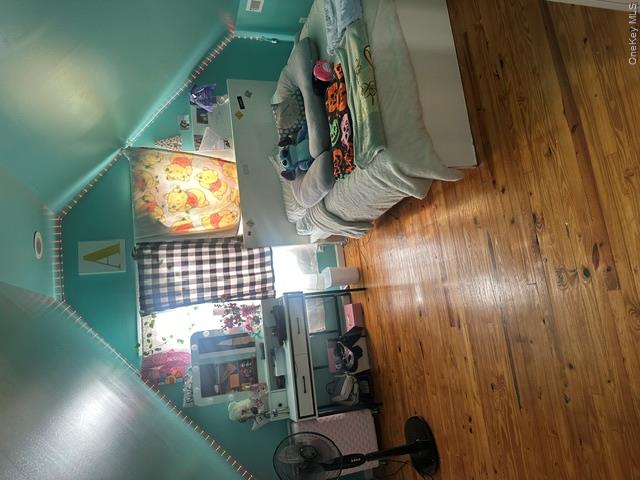 58 Montgomery Street — photo 11
