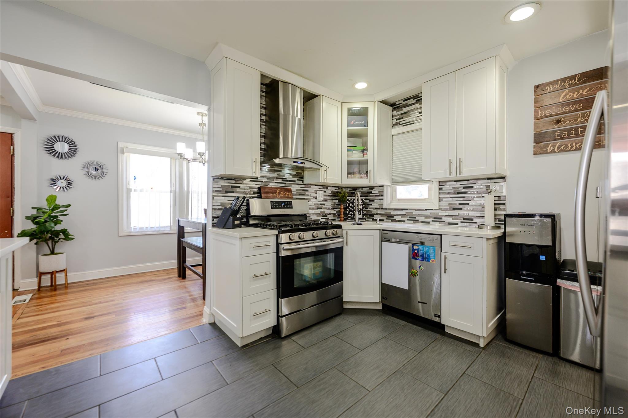 58 Montgomery Street — photo 7