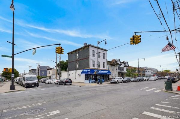 21-20 College Point Boulevard — photo 11