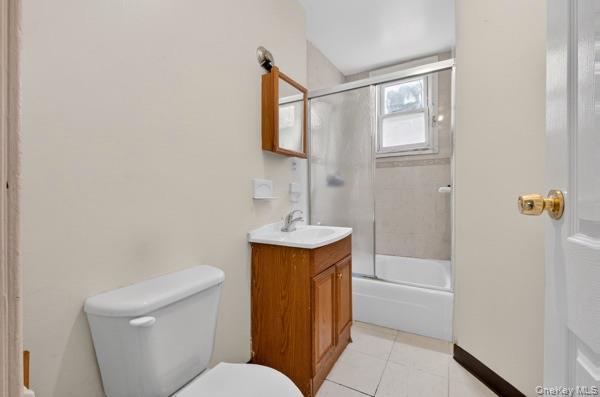 21-20 College Point Boulevard — photo 10