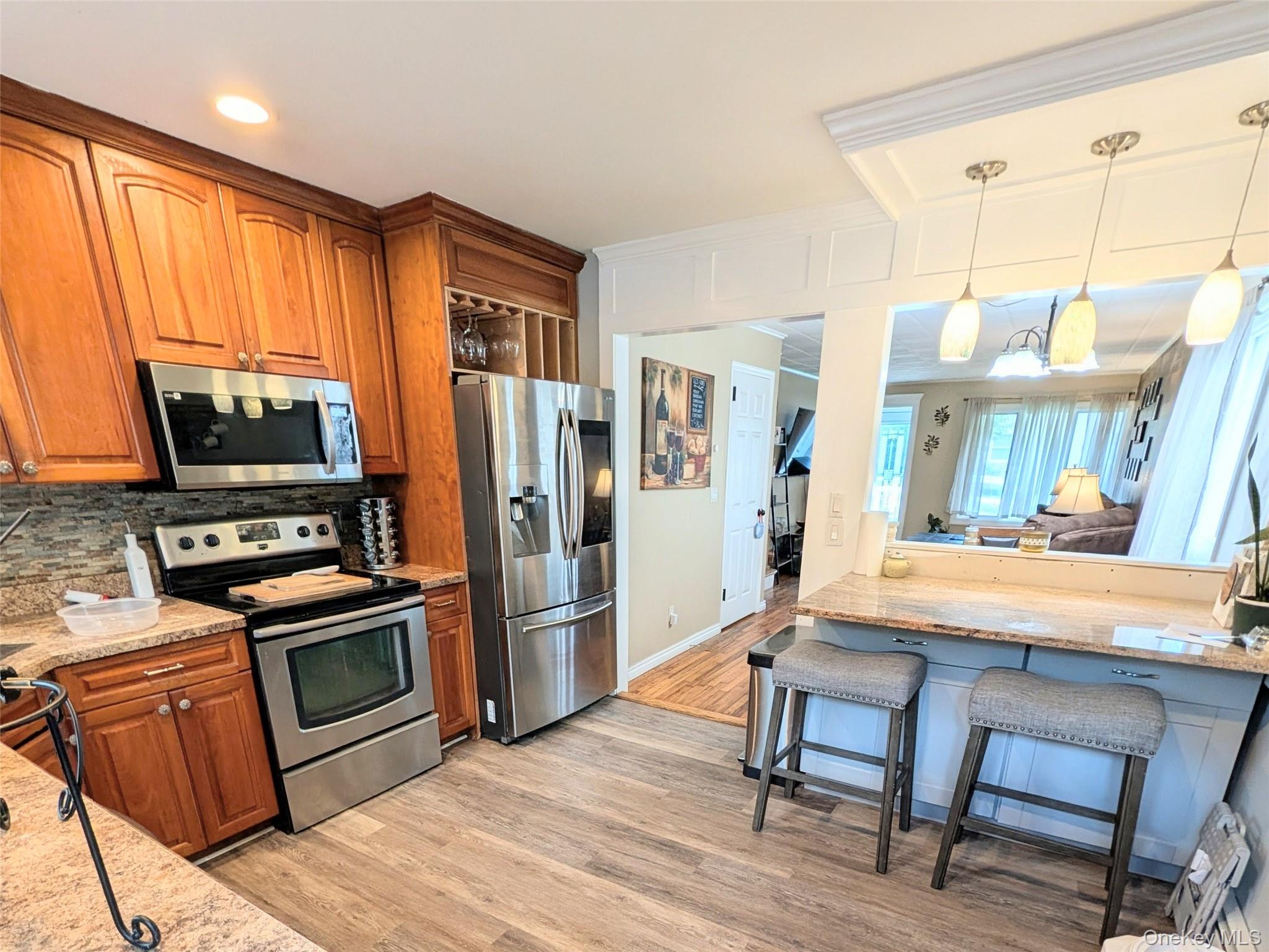 35 Jackson Avenue — photo 3
