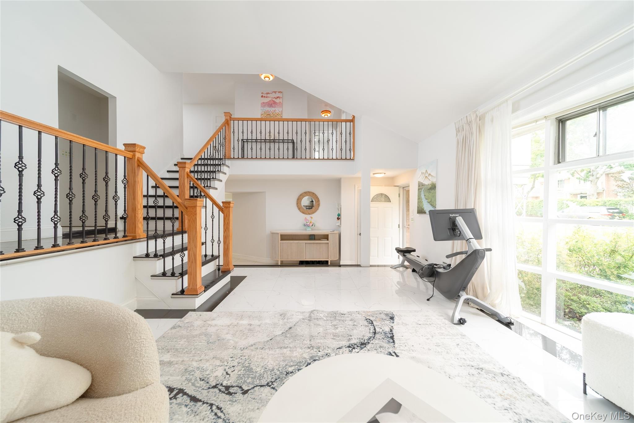 1 Horizon Road, Great Neck