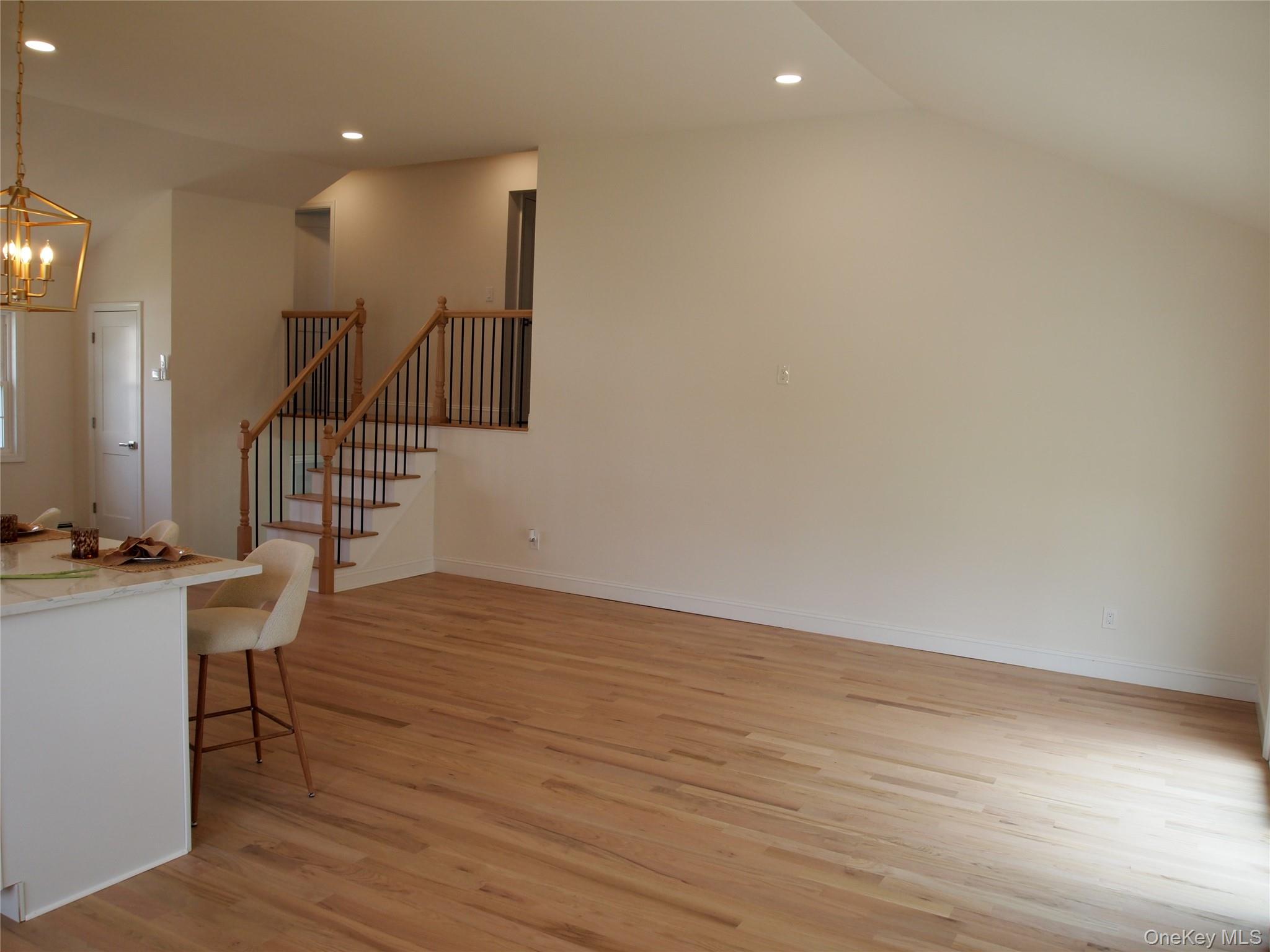 9 Walnut Place — photo 11
