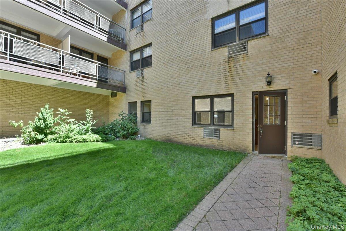 40 STONER Avenue #01 — photo 14