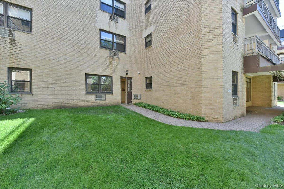 40 STONER Avenue #01 — photo 6