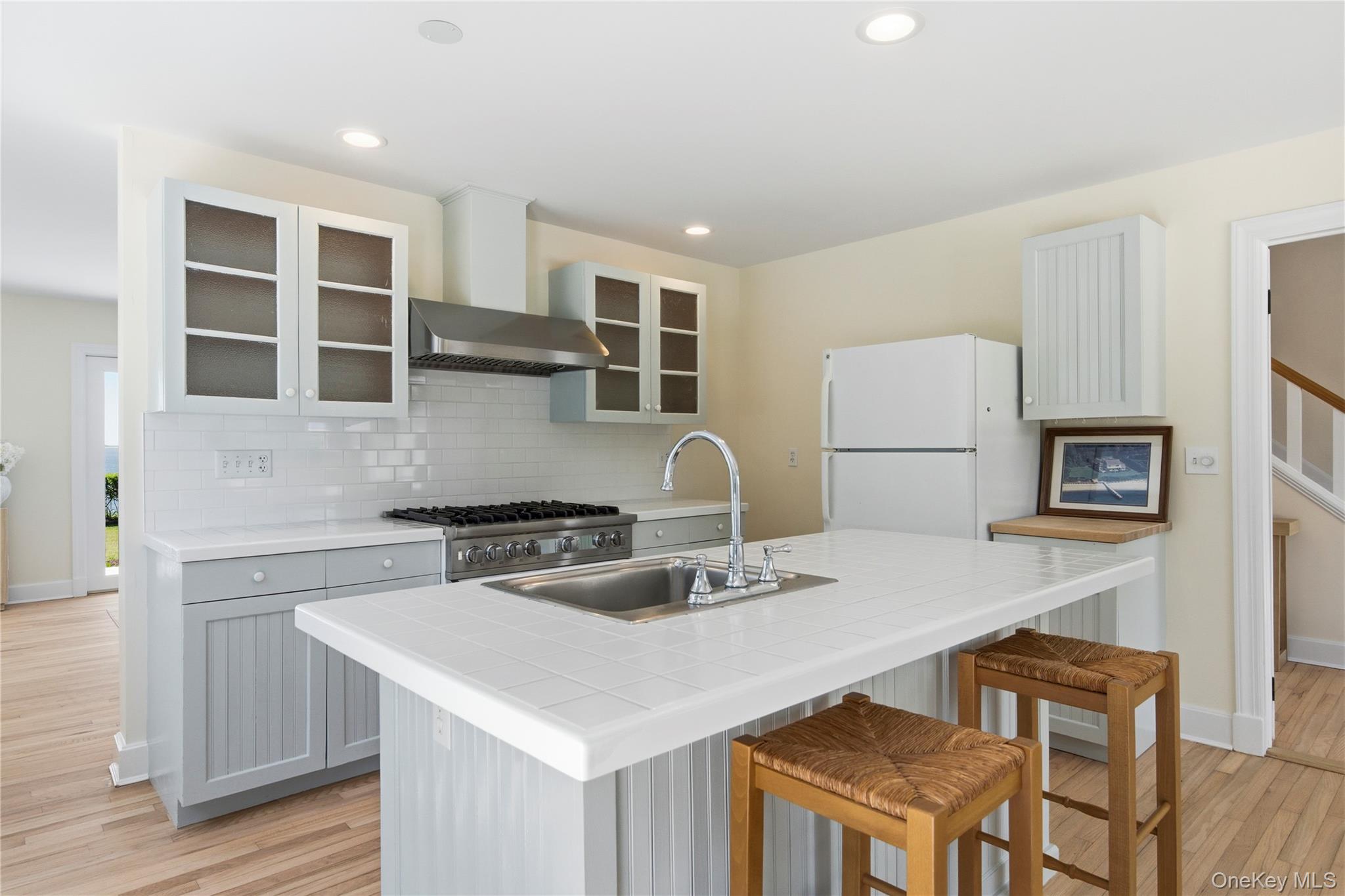 90 Peconic Avenue — photo 17