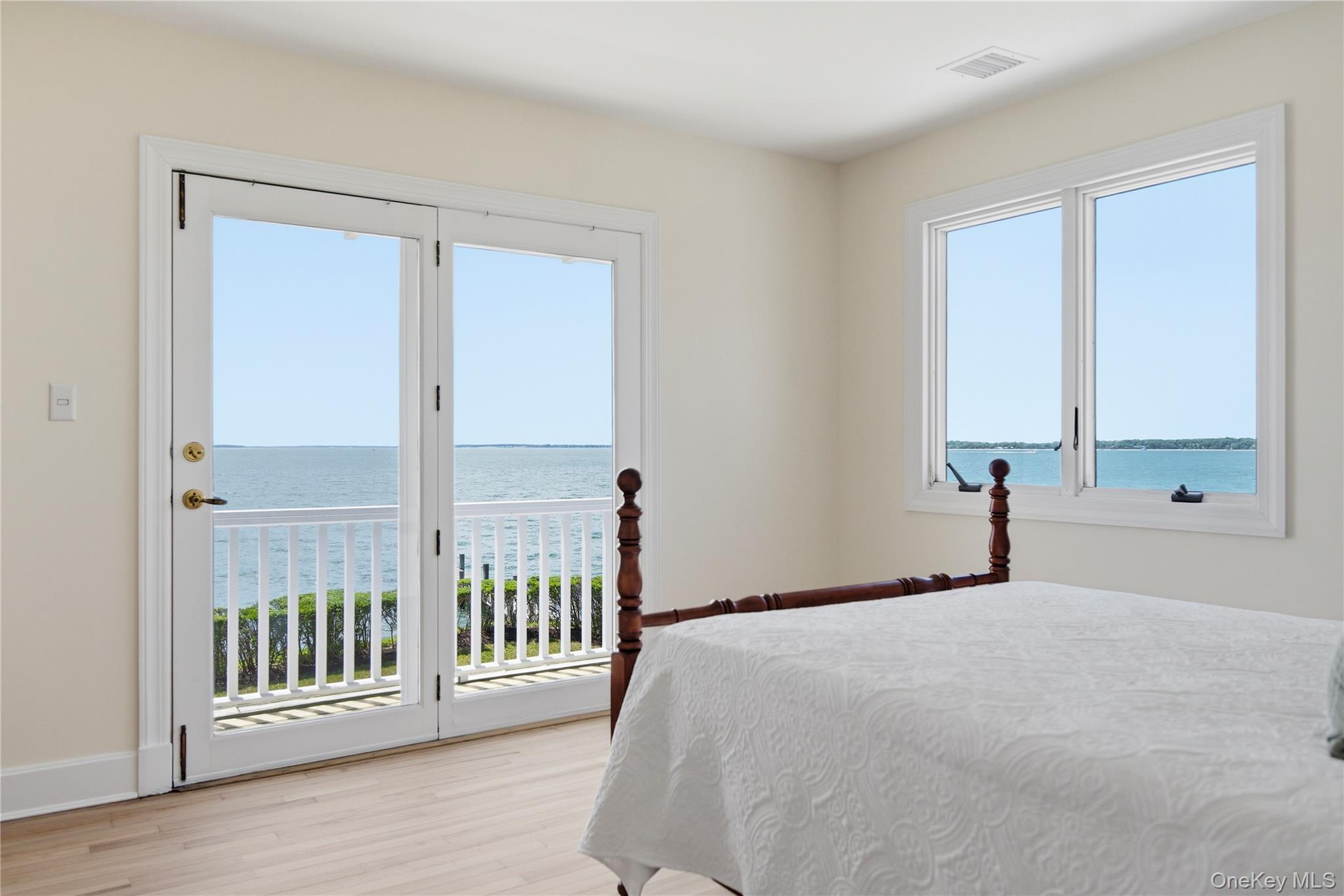 90 Peconic Avenue — photo 24