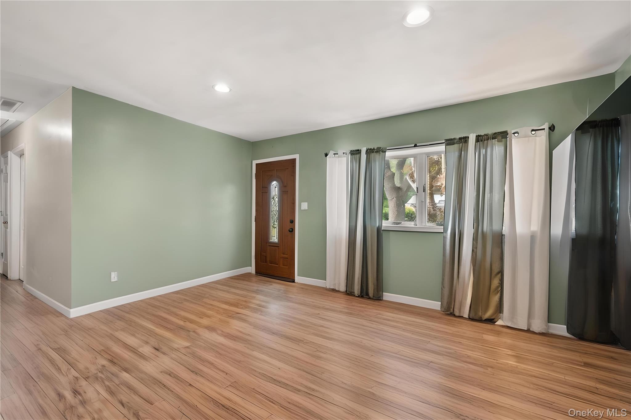 70 Lakeland Street — photo 3