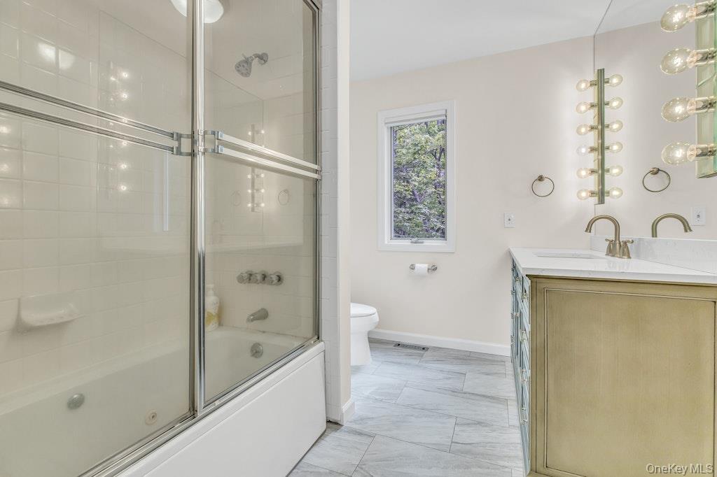 3645 Soundview Avenue — photo 34