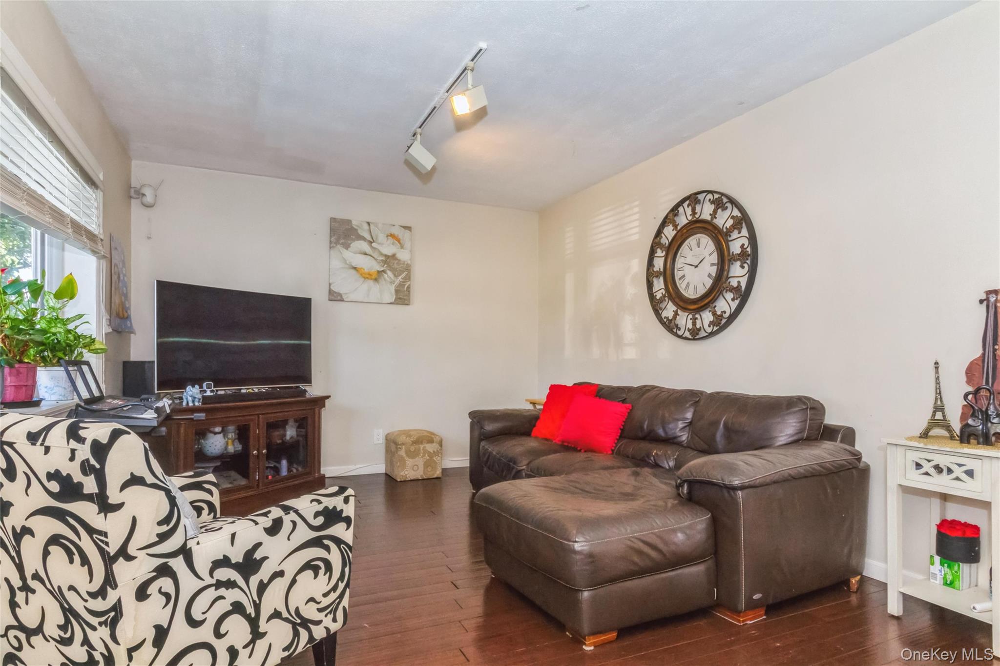 91 Grant Drive — photo 7