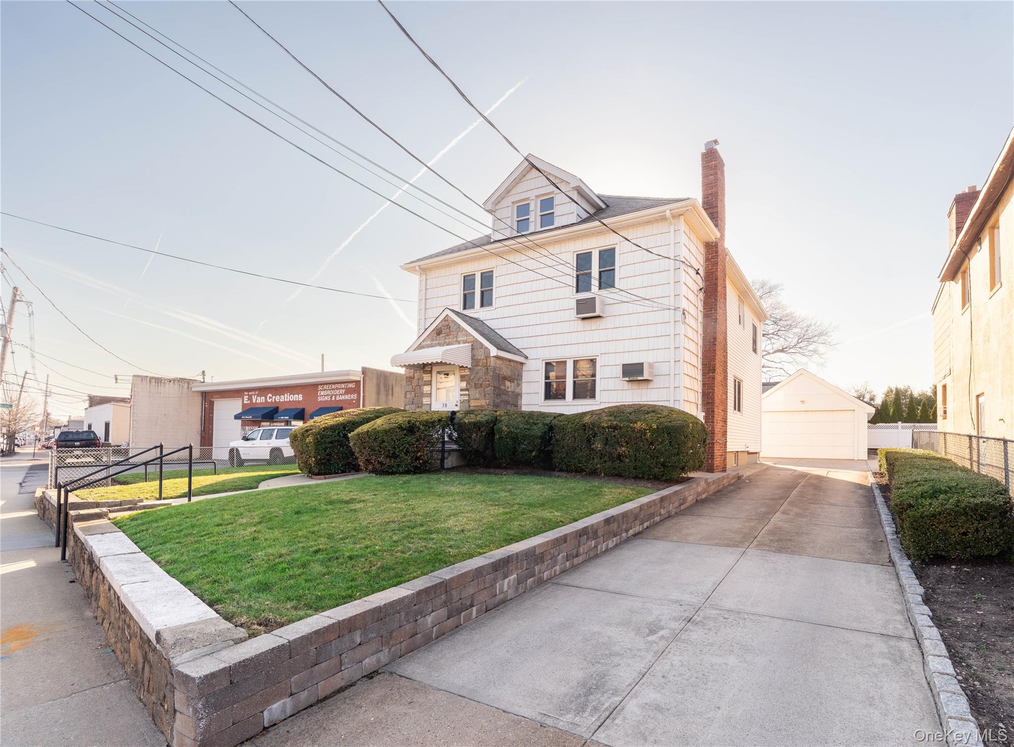 50 Long Beach Road, Rockville Centre