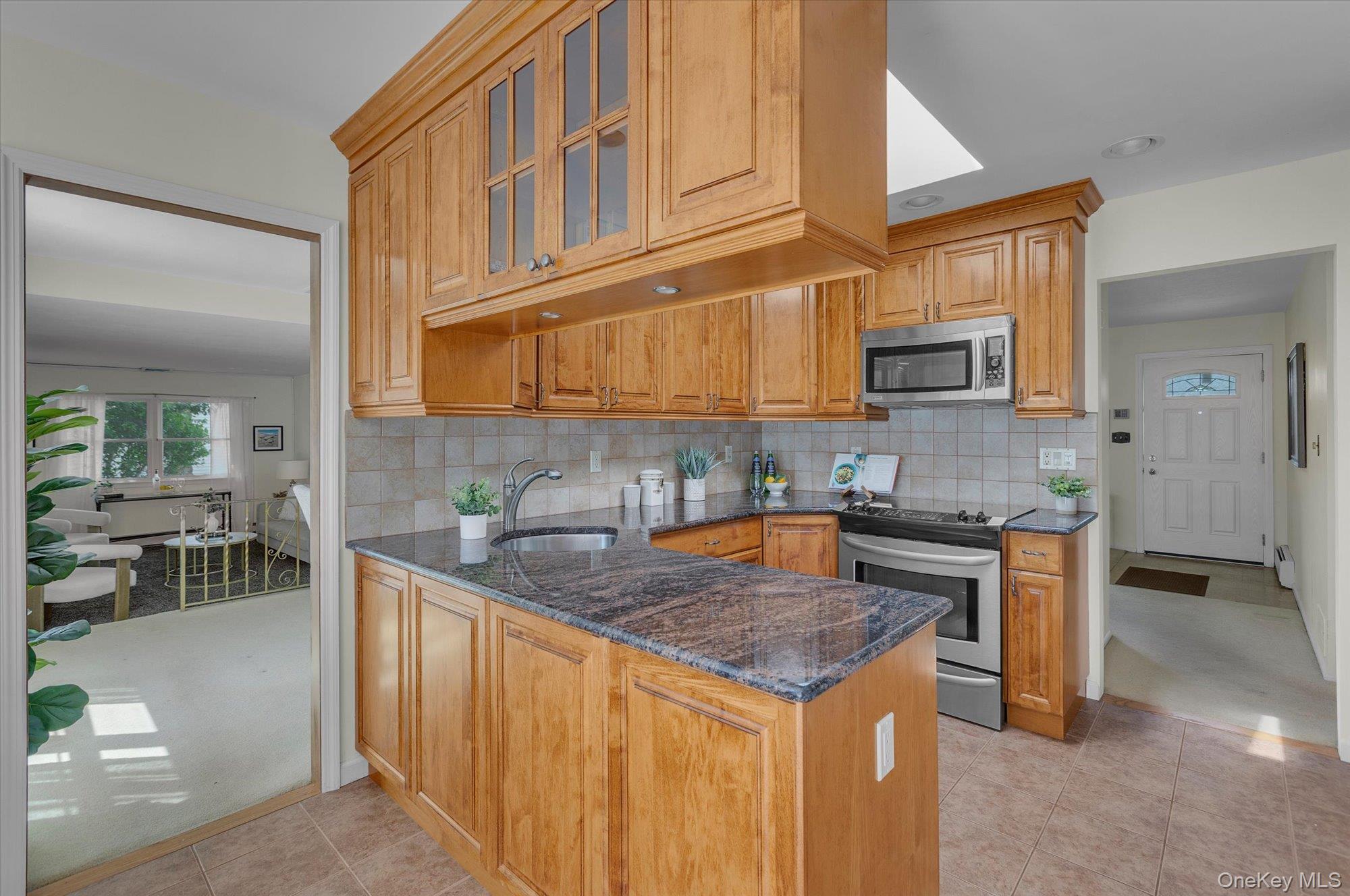 24 Eastover Drive — photo 8