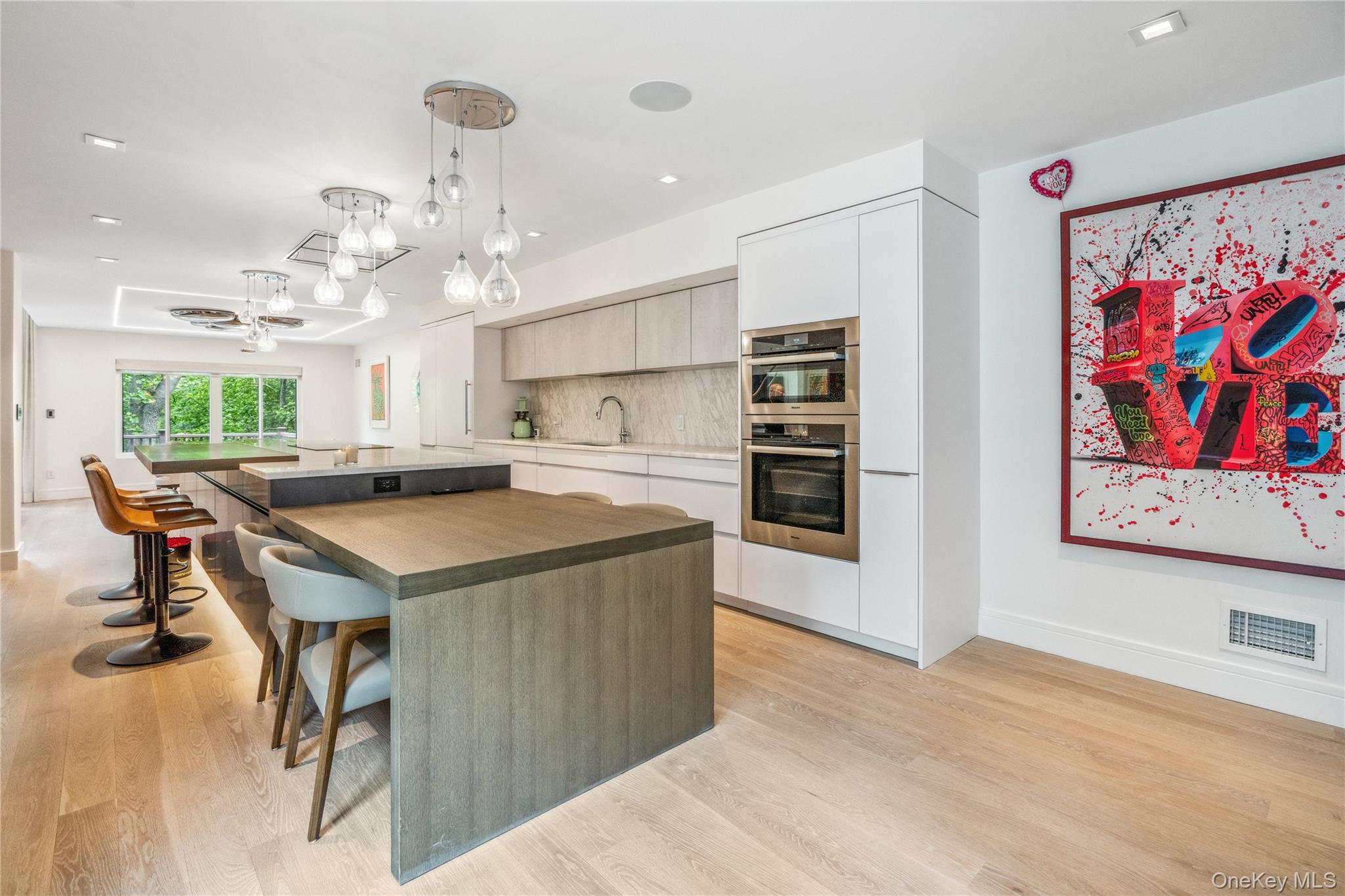 23 Estates Terrace — photo 8