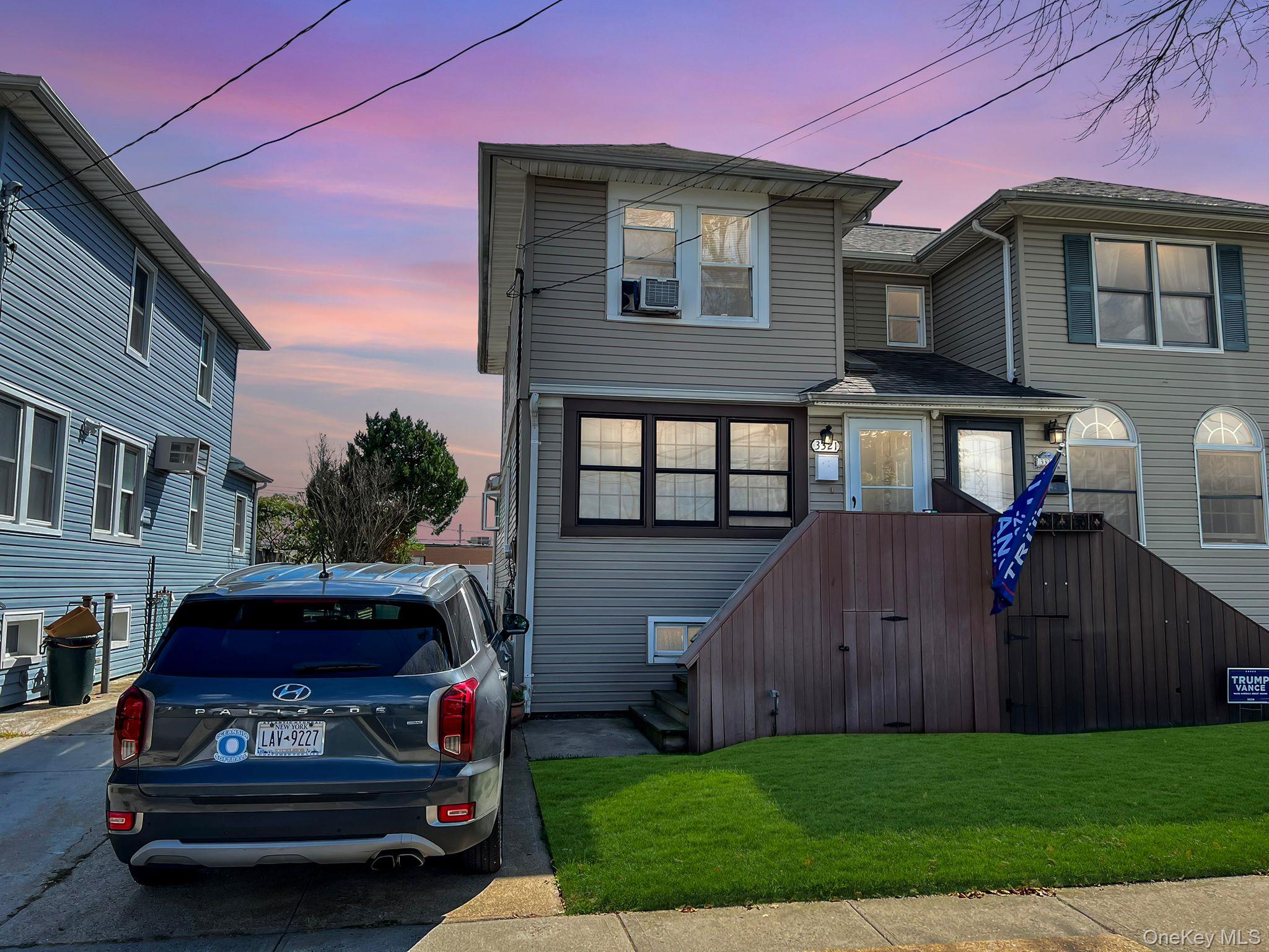 3321 Murdock Avenue — photo 2
