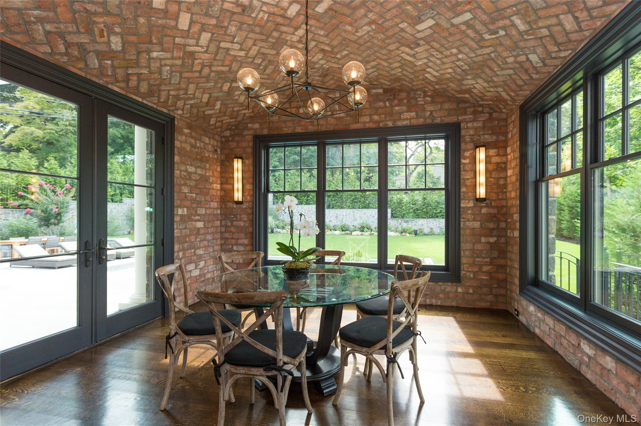 7 Pine Drive — photo 10