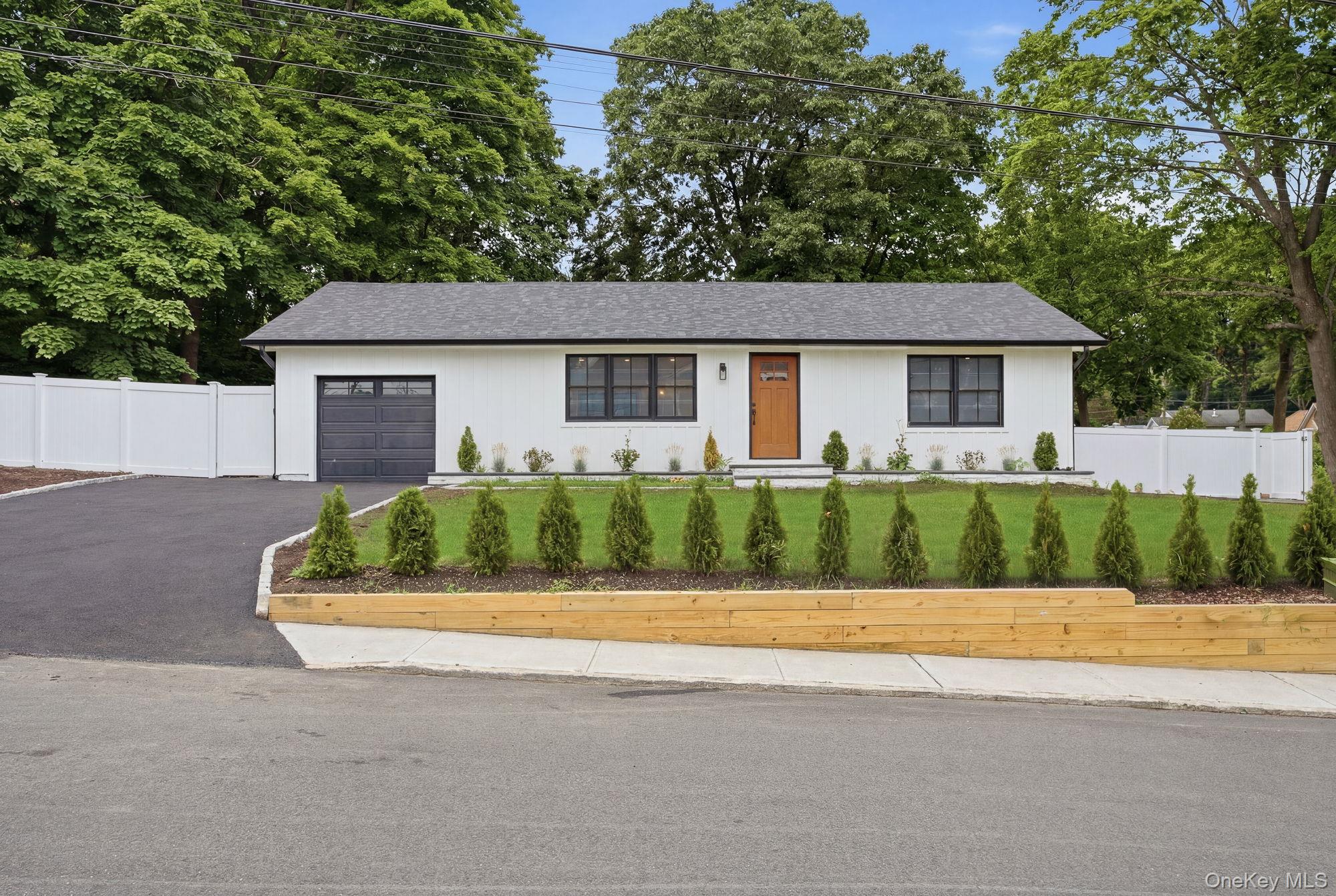 85 Kenneth Avenue