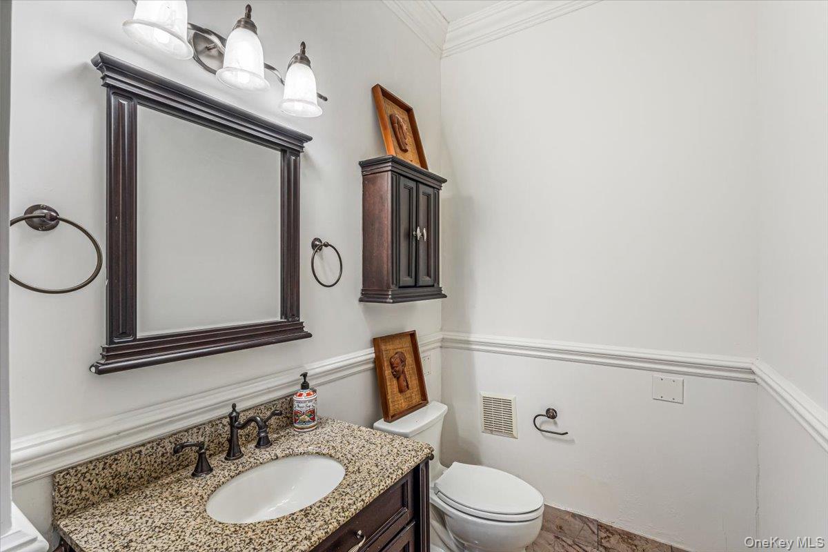 952 Cedar Swamp — photo 35