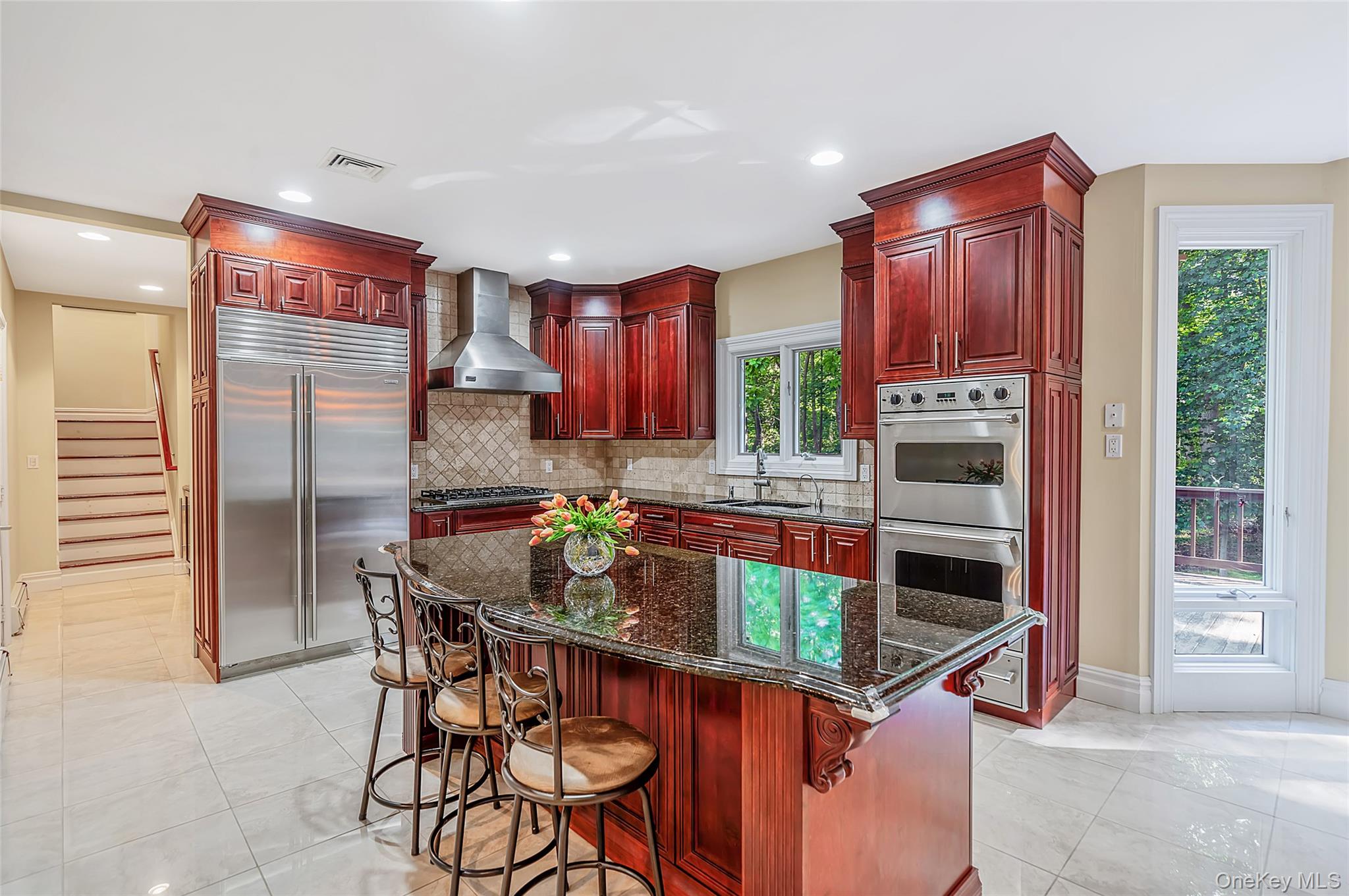 589 Landing Avenue — photo 11