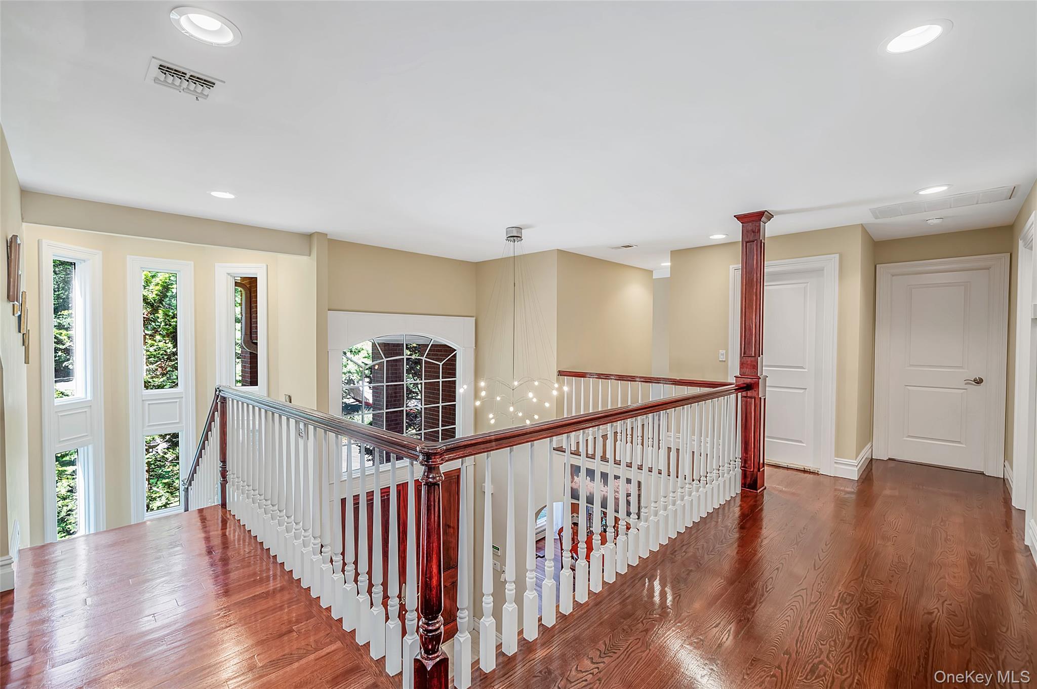 589 Landing Avenue — photo 19
