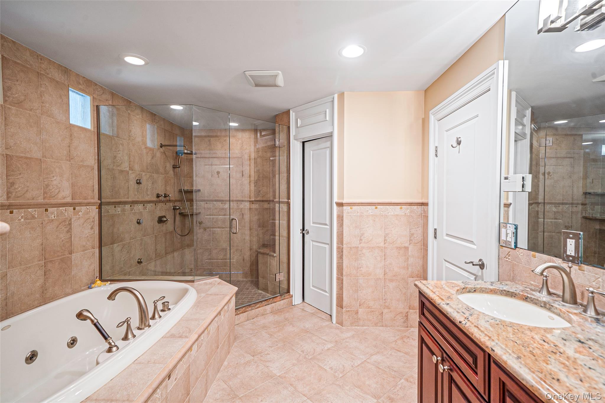 589 Landing Avenue — photo 23