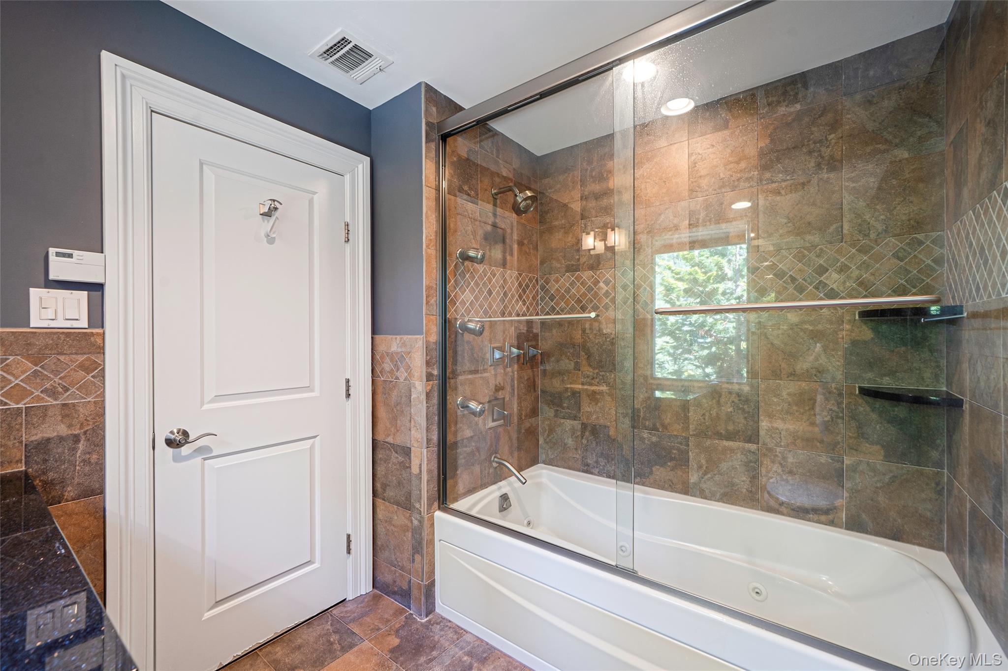 589 Landing Avenue — photo 30