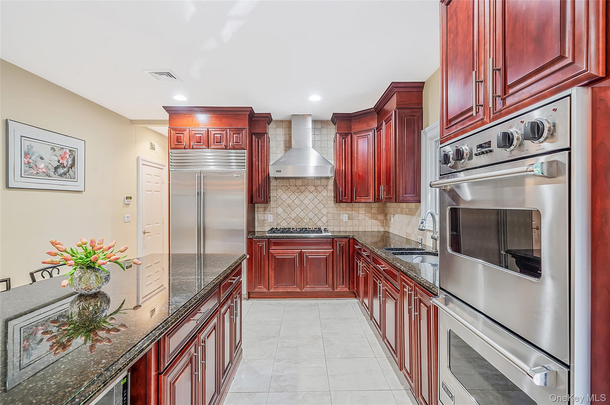 589 Landing Avenue — photo 10