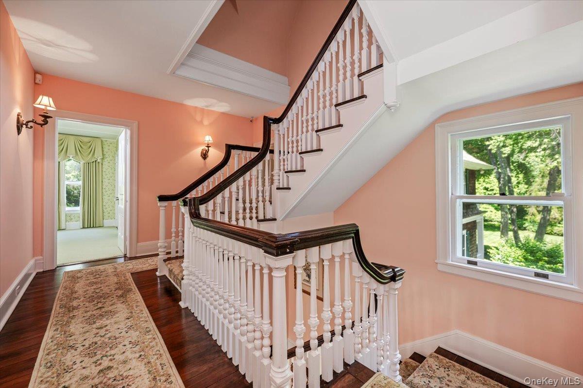 563 Asharoken Avenue — photo 11