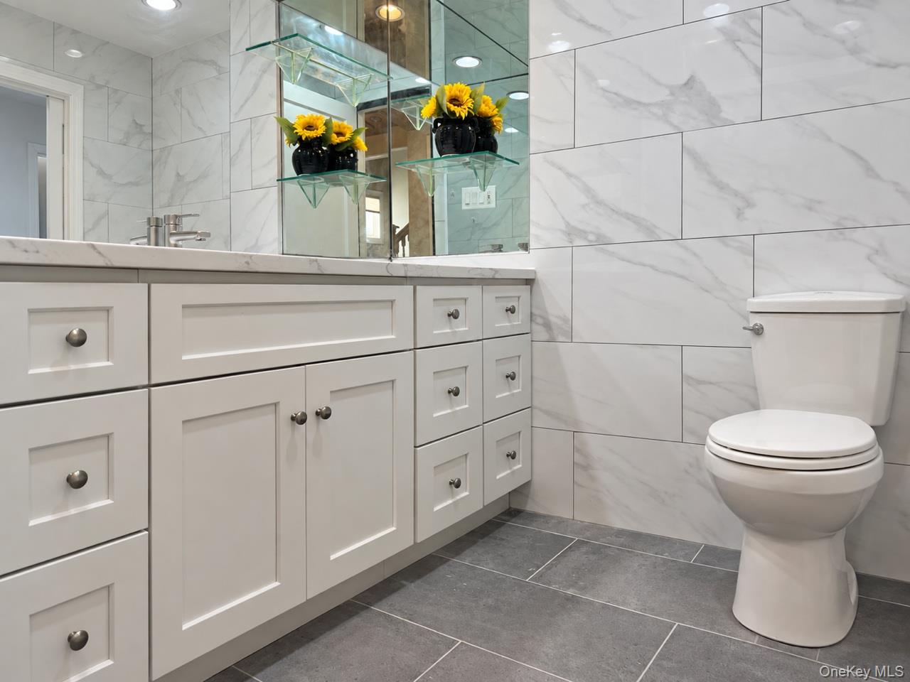 9 Nassau Drive — photo 12