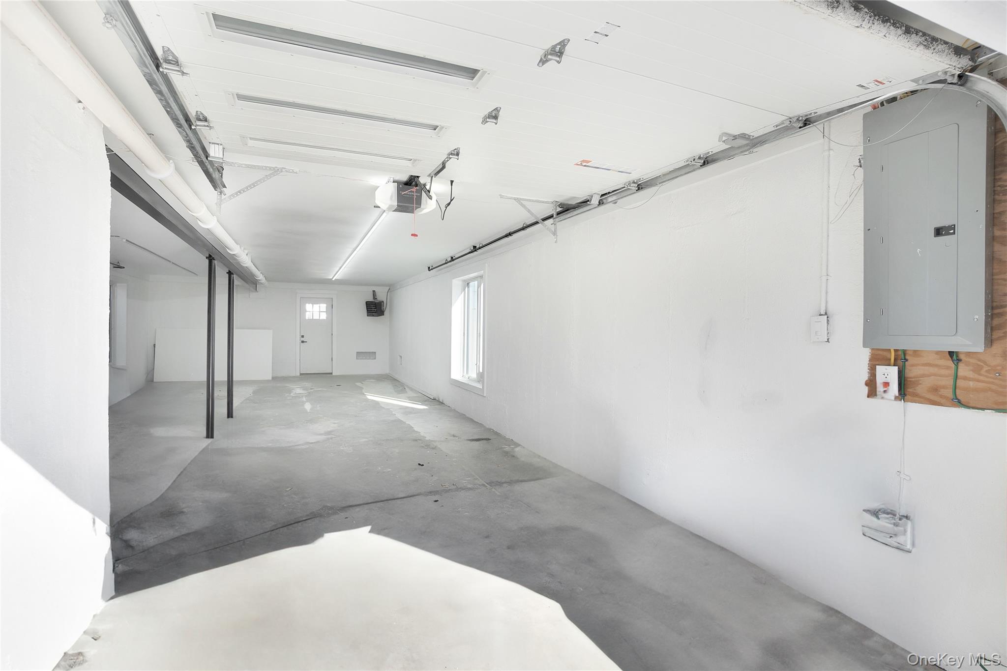 14 James Street — photo 24