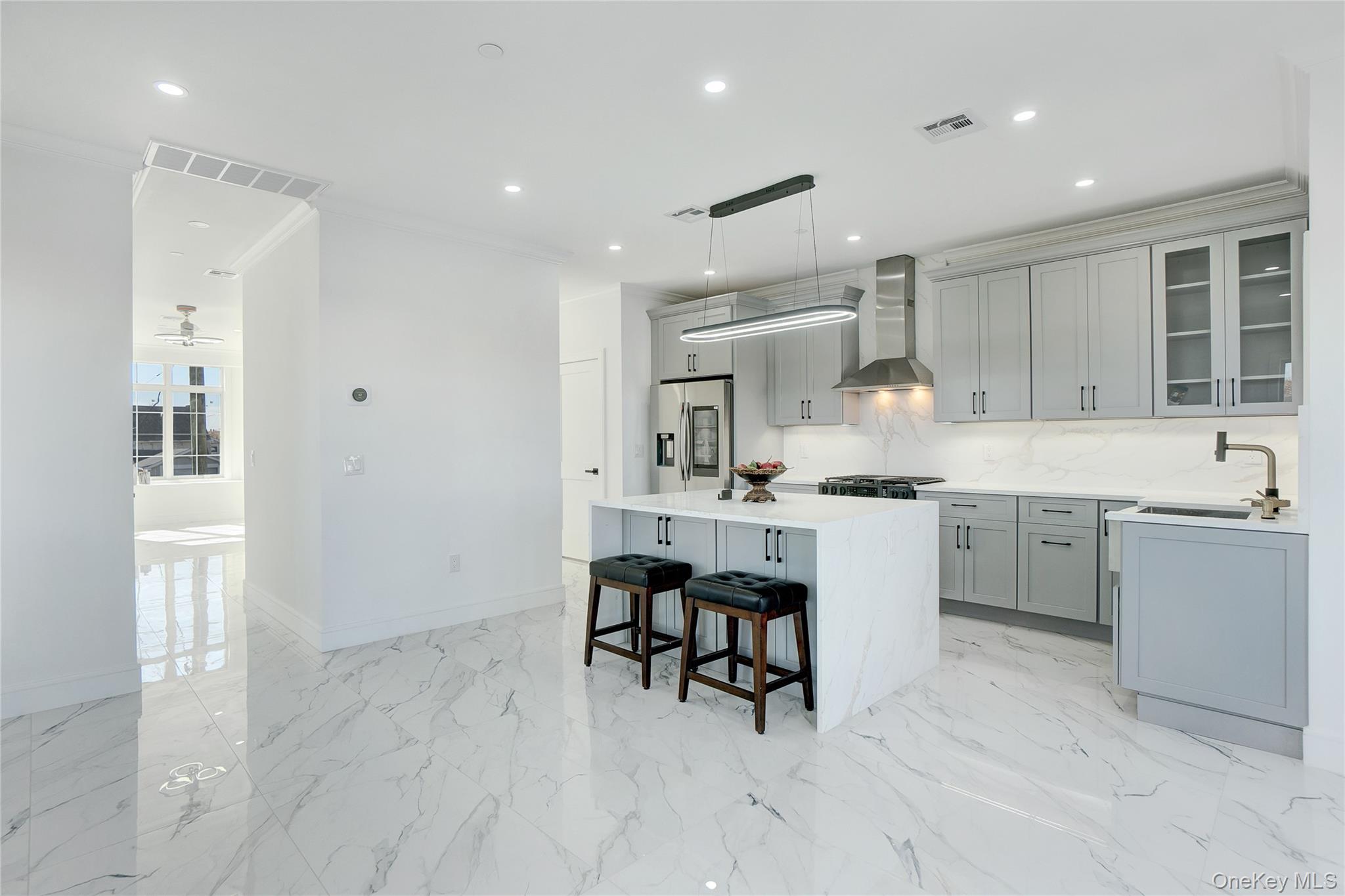 14 James Street — photo 9