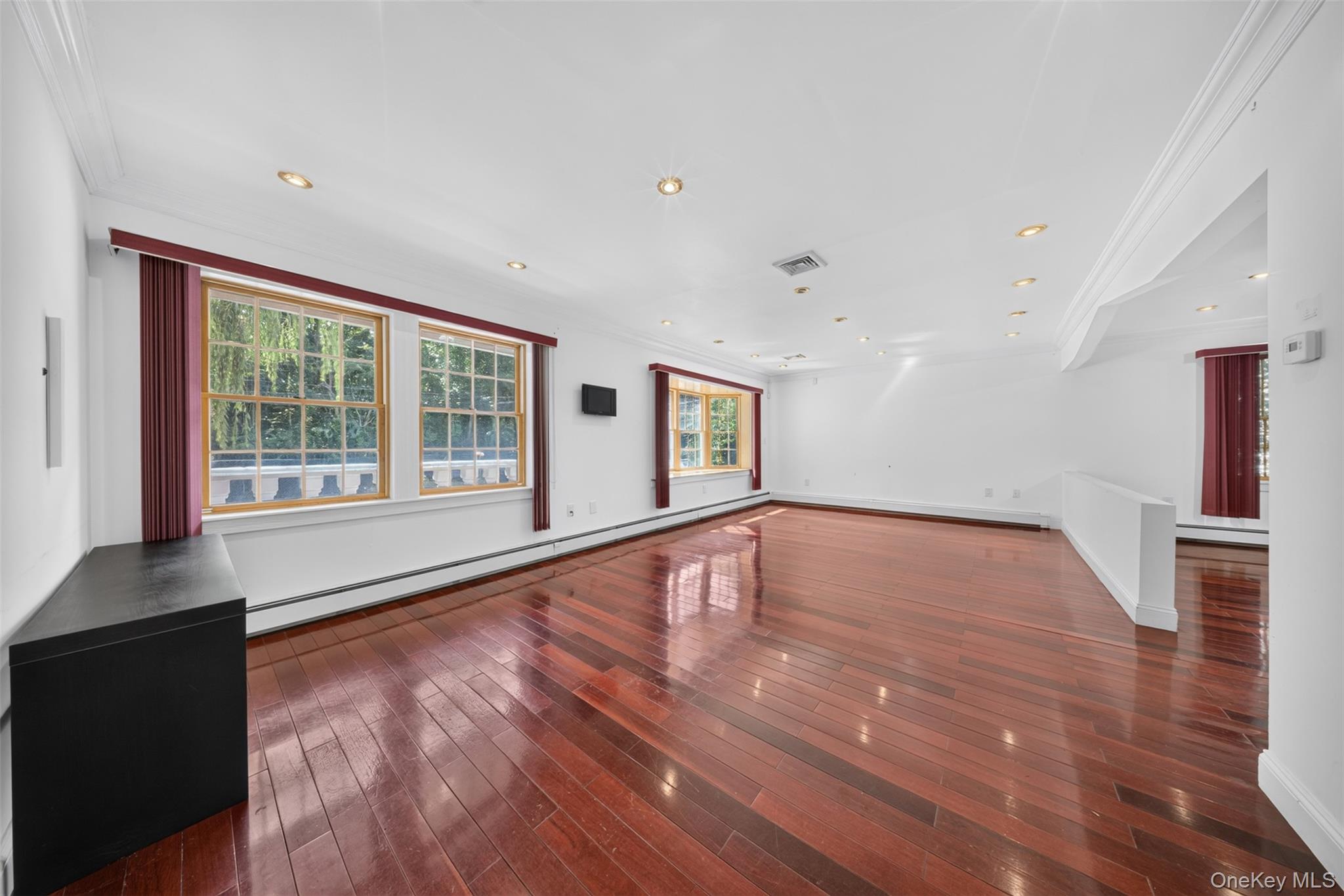 45 Yennicock Avenue — photo 5