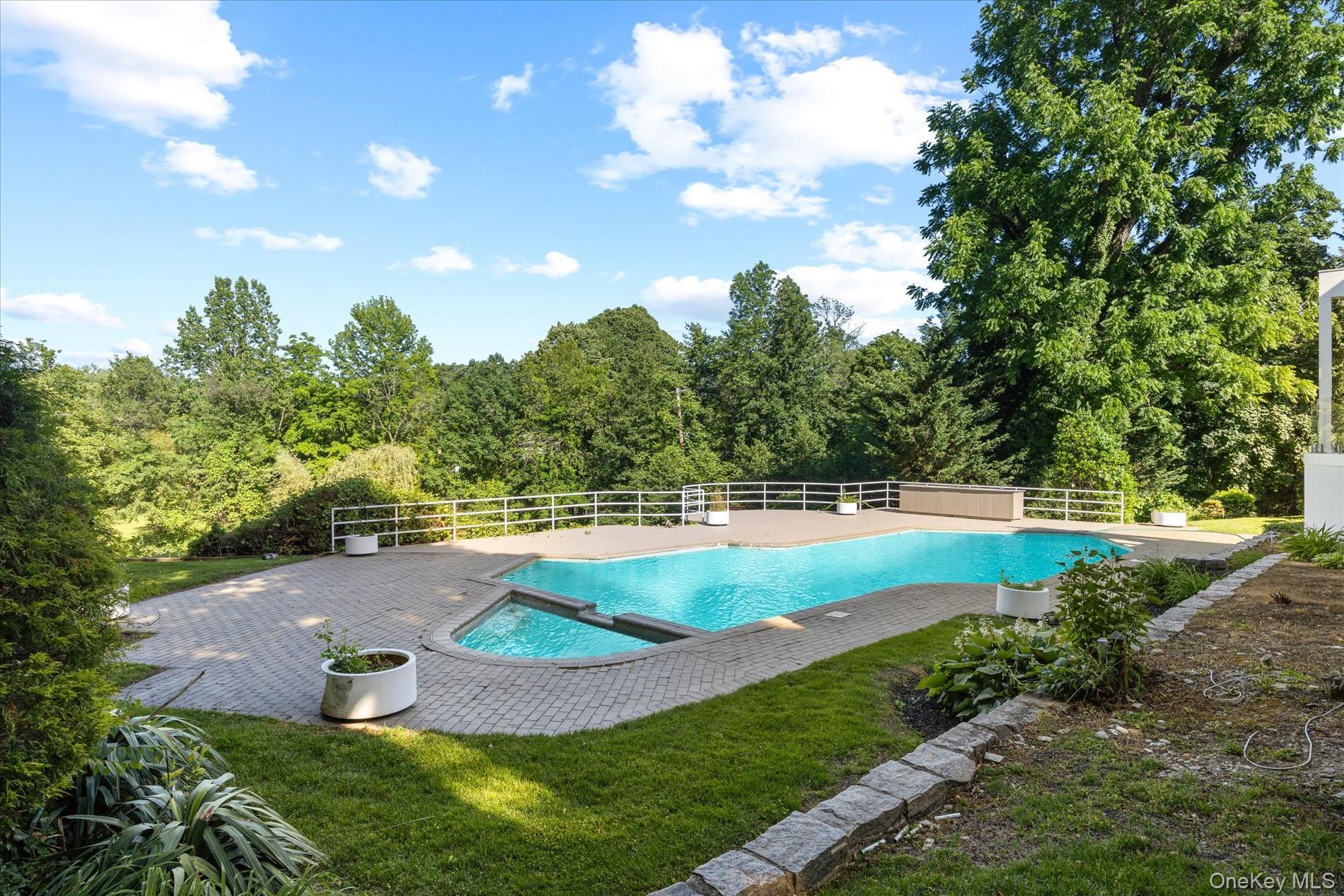 1 Foxwood Road — photo 39