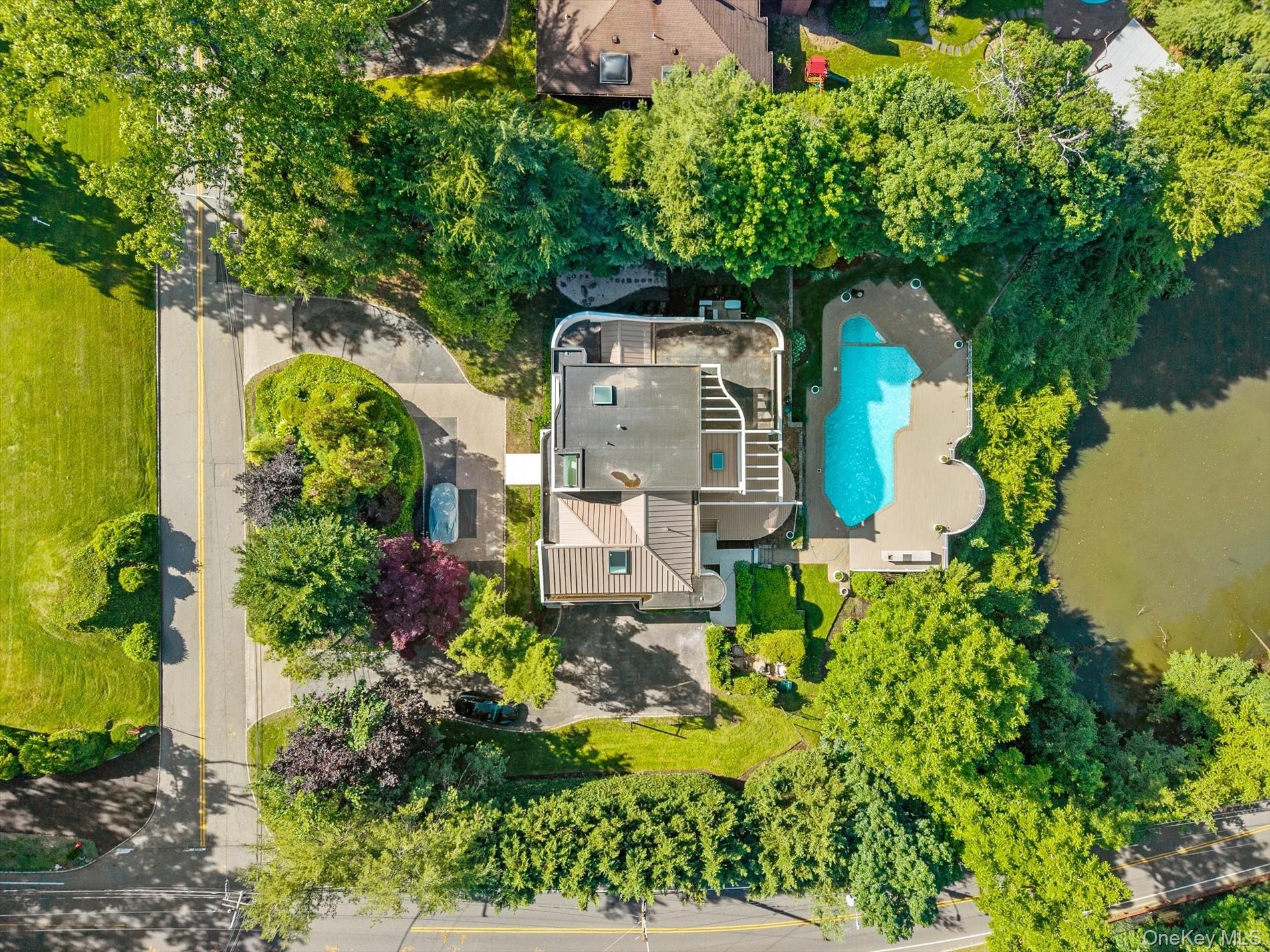 1 Foxwood Road — photo 43