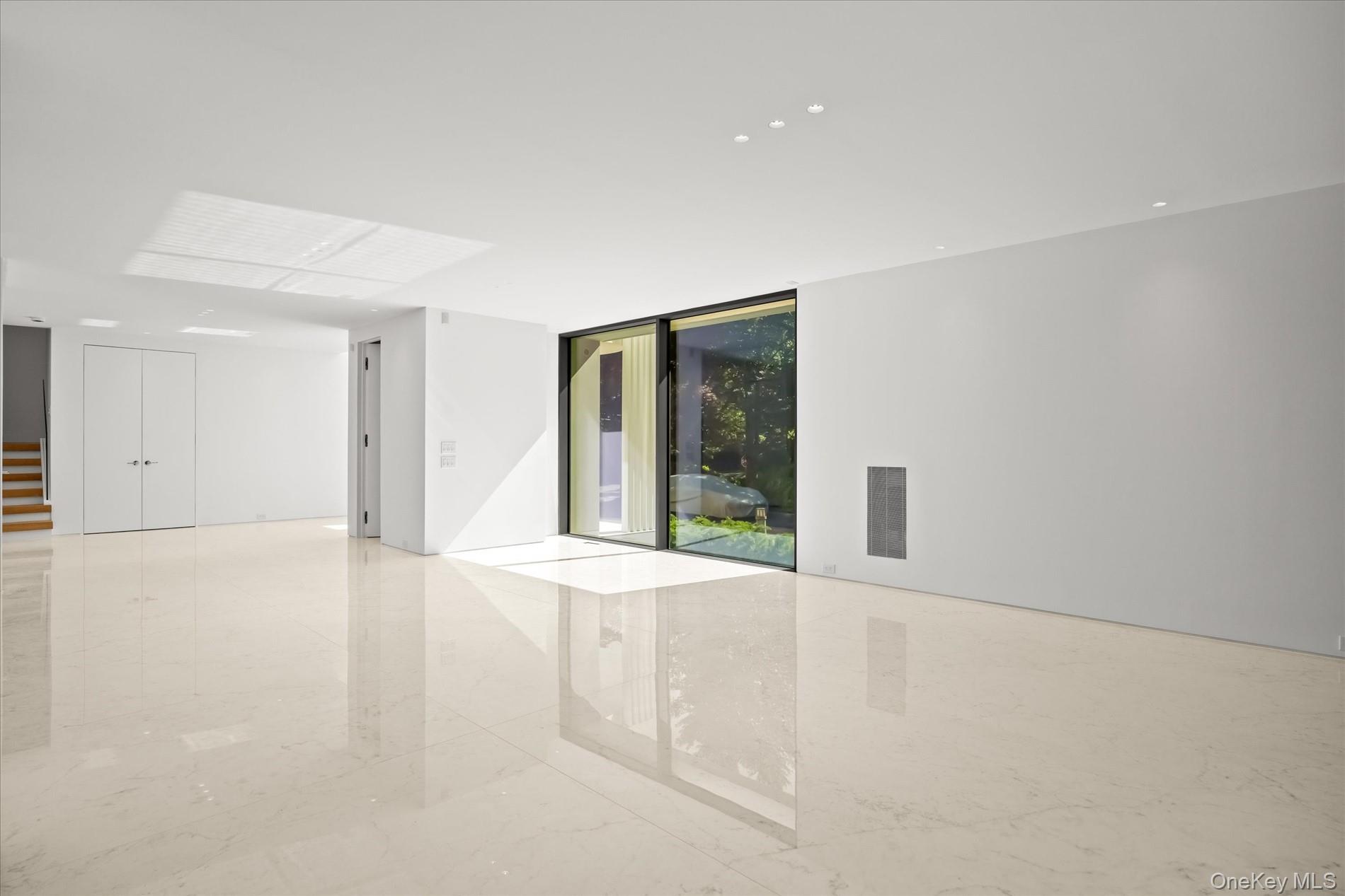 1 Foxwood Road — photo 6