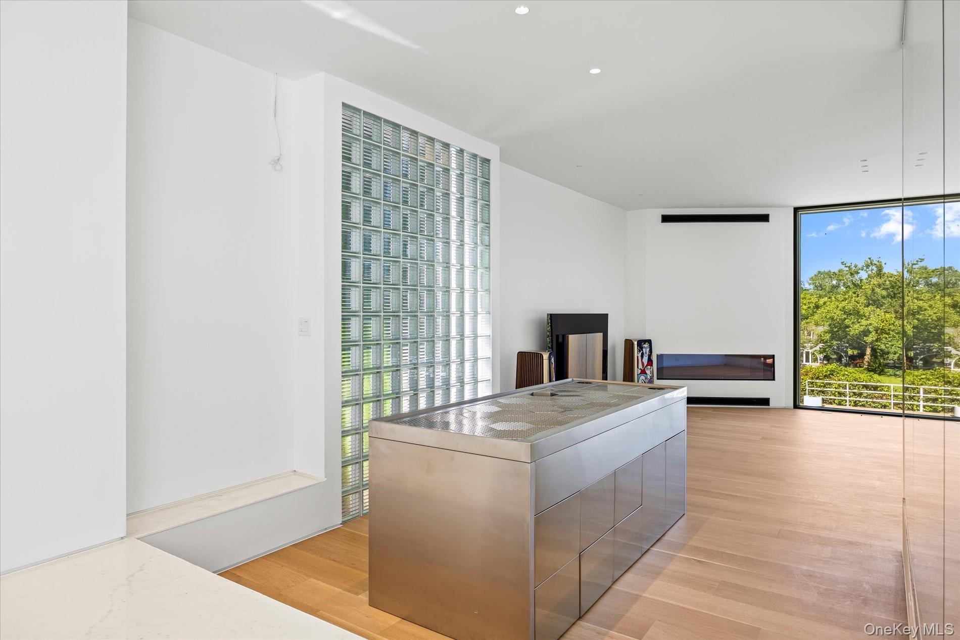 1 Foxwood Road — photo 8