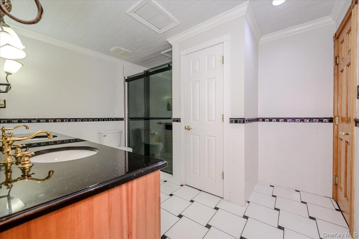 86 Edmore Lane — photo 15
