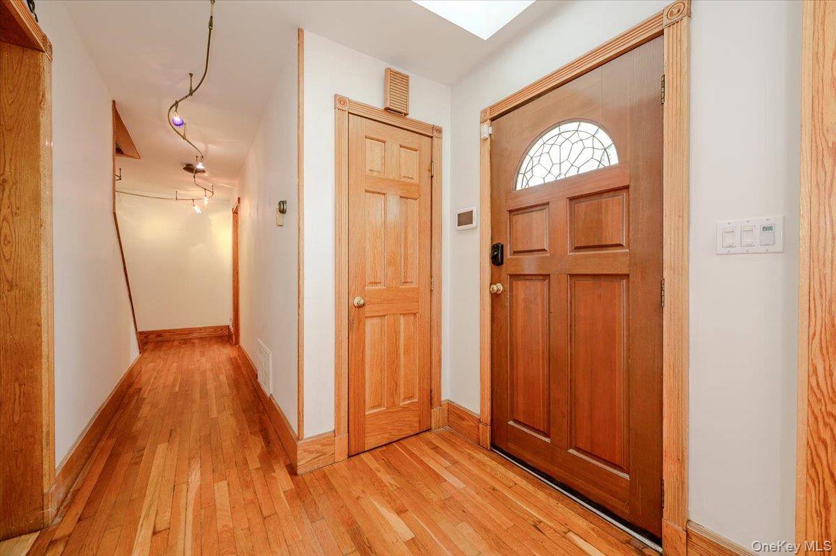 86 Edmore Lane — photo 18