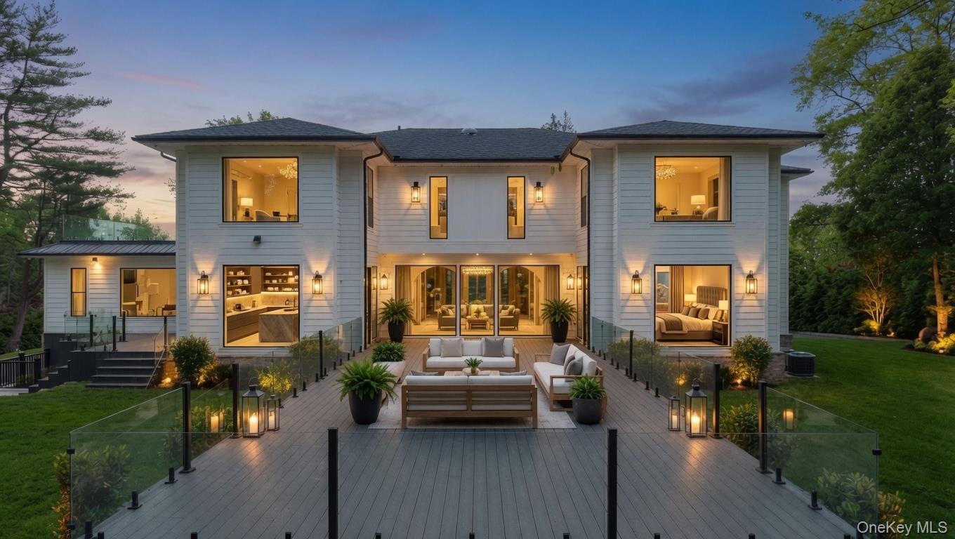 28 Rolling Hill Road, Old Westbury