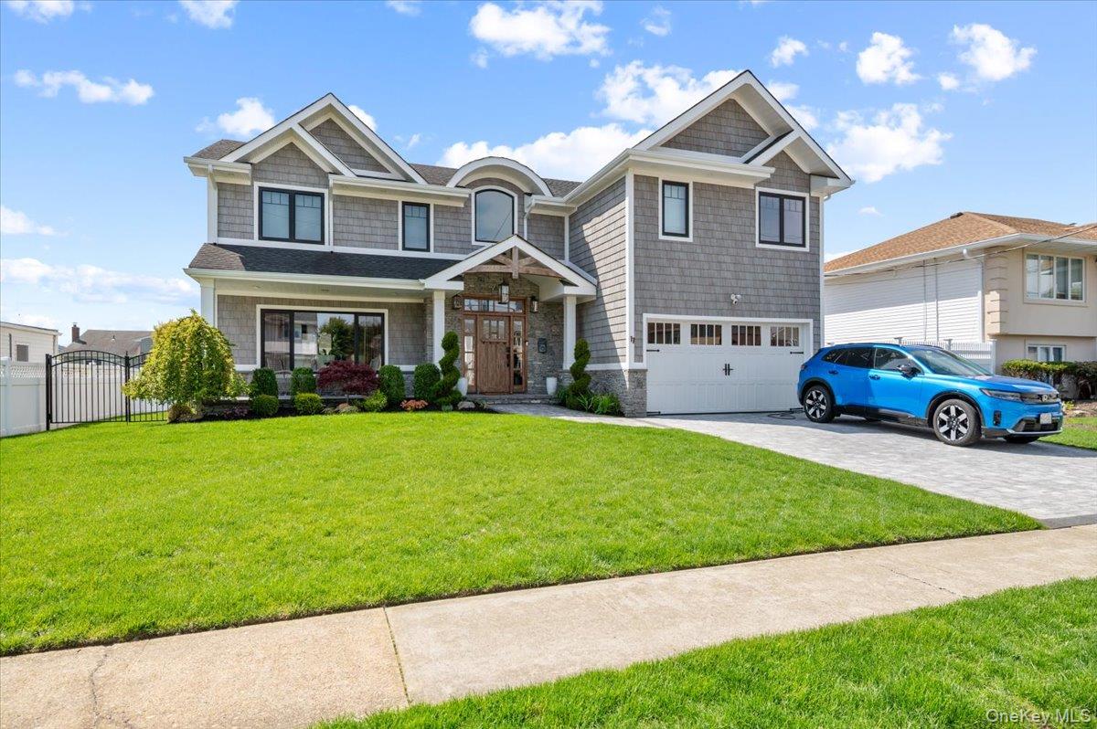 17 Anchor Drive, Massapequa