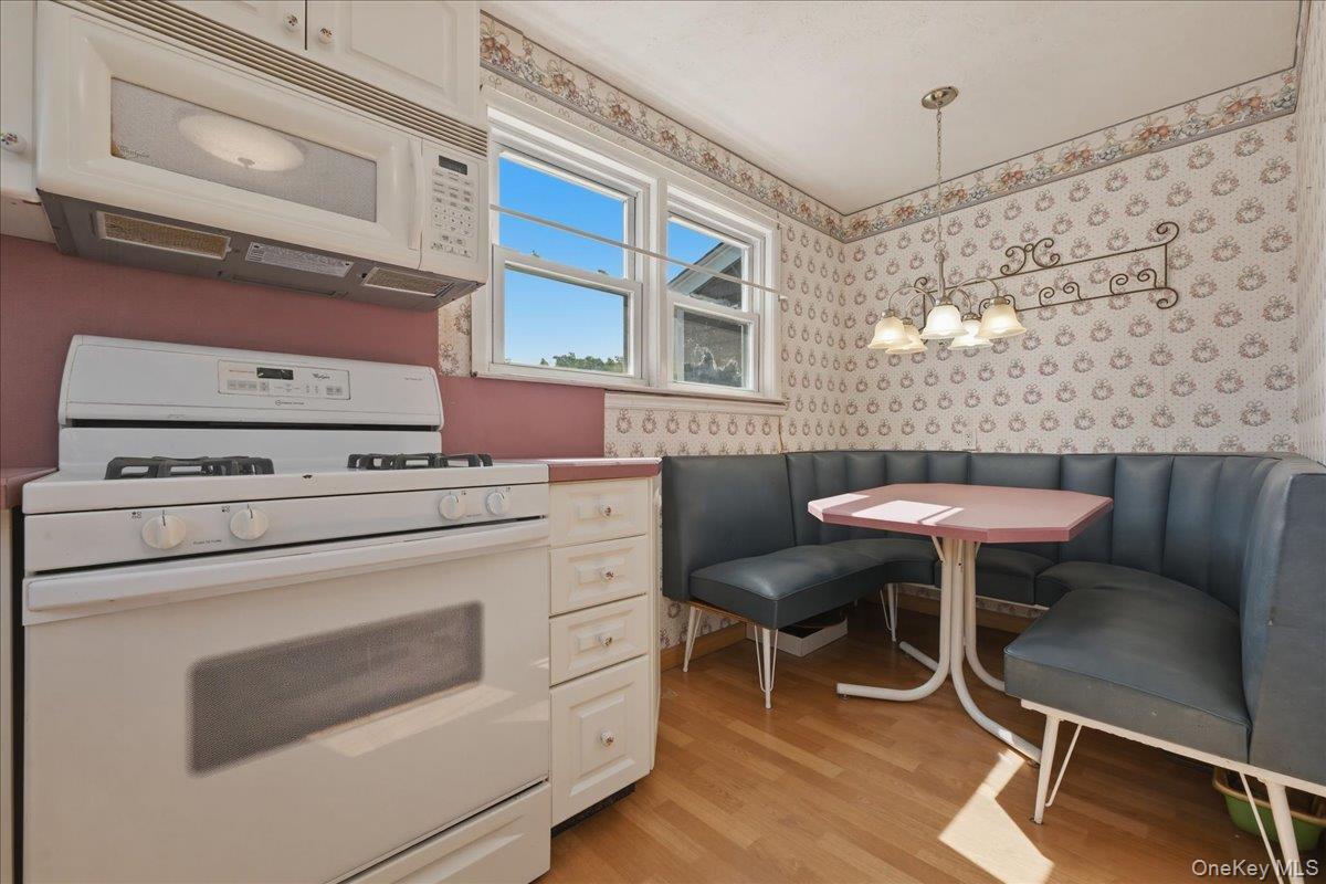 11 Moeller Street — photo 15