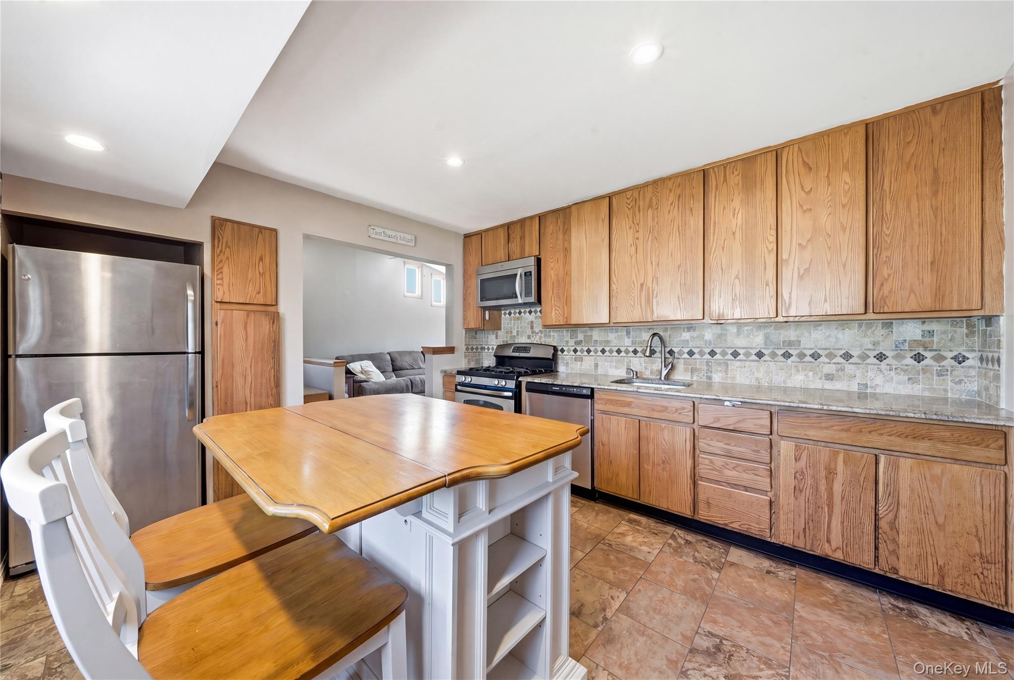 316 Philadelphia Avenue — photo 4
