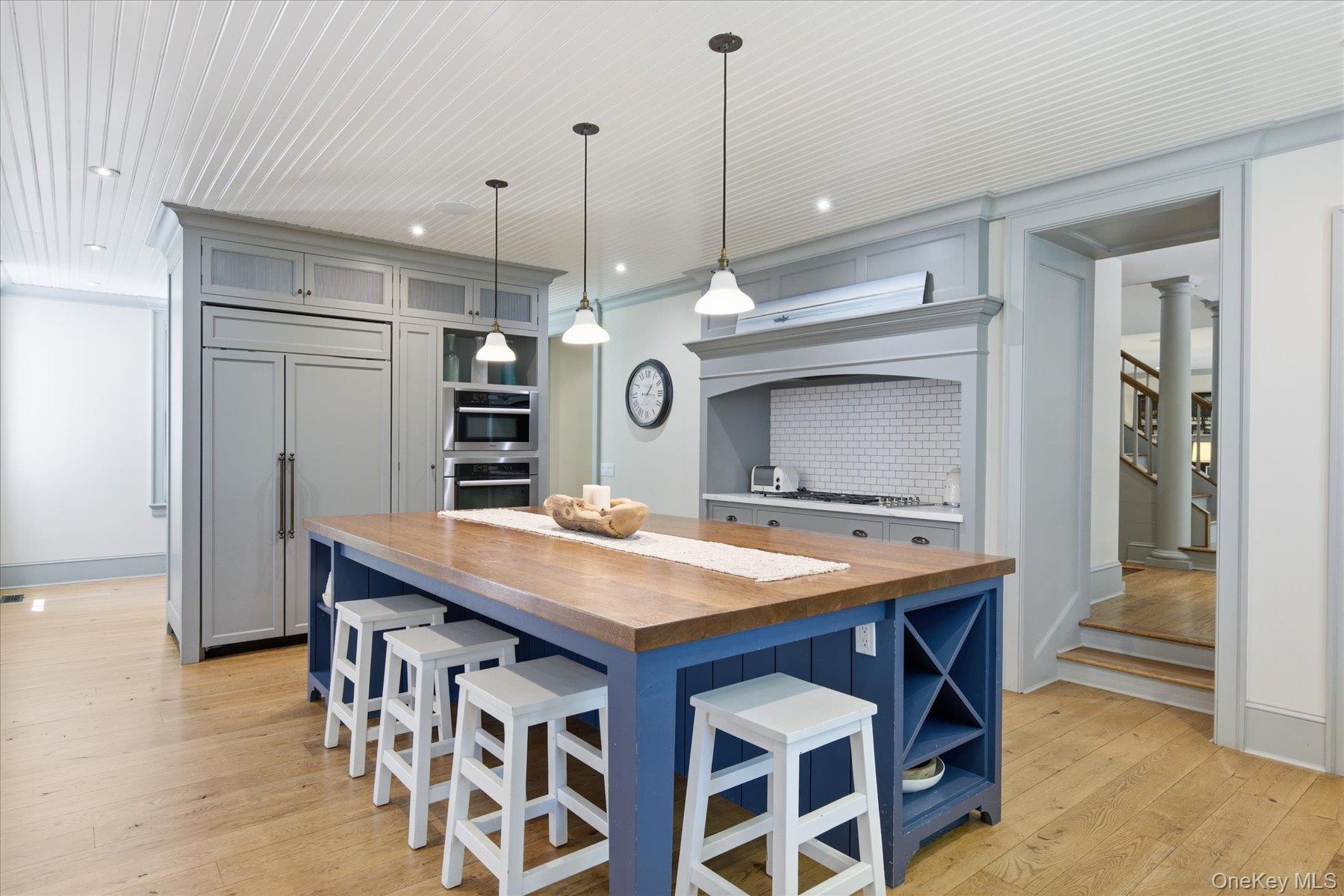 43 Gardiners Bay Drive — photo 9