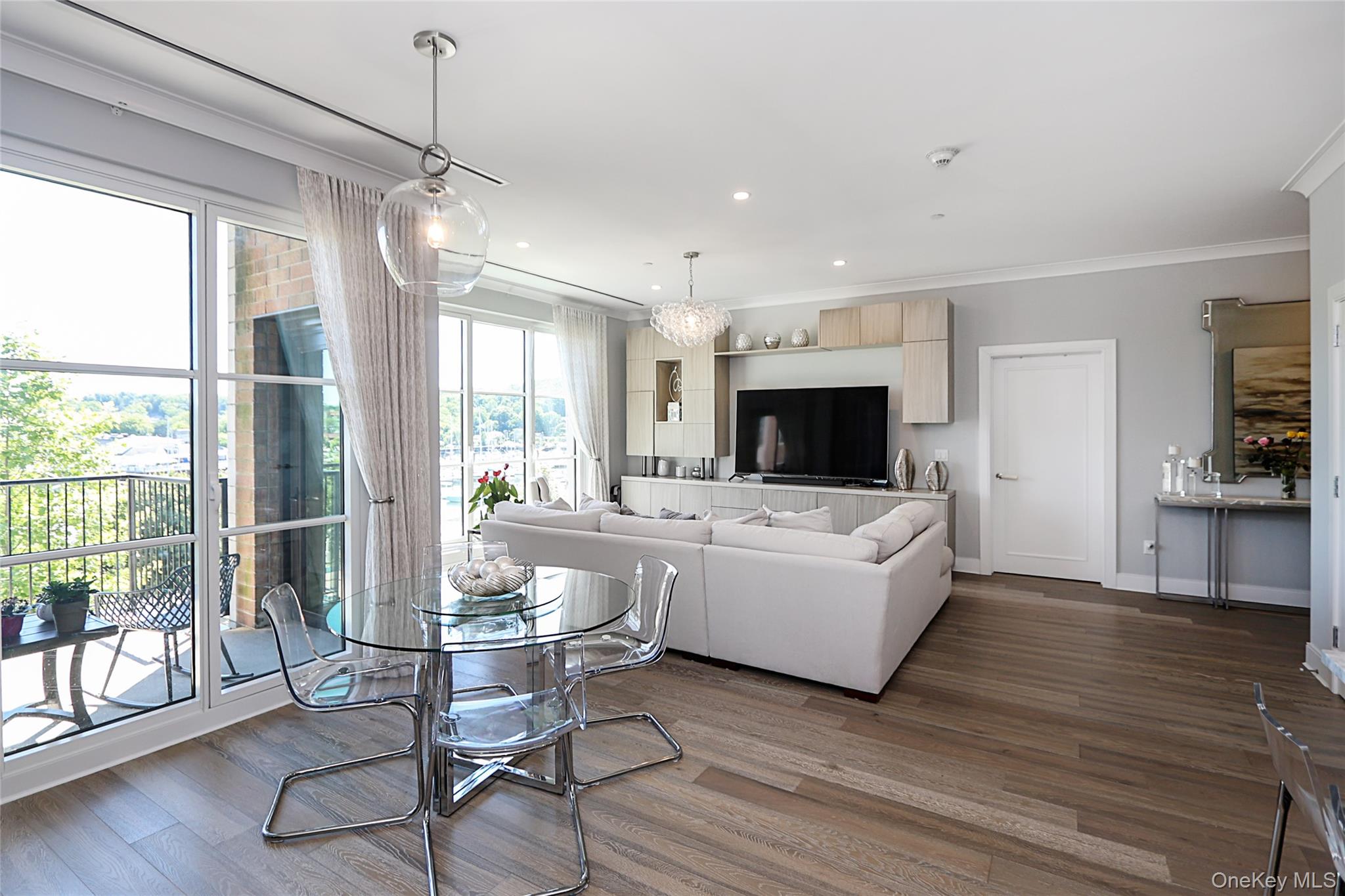 100 Garvies Point Road #1131, Glen Cove