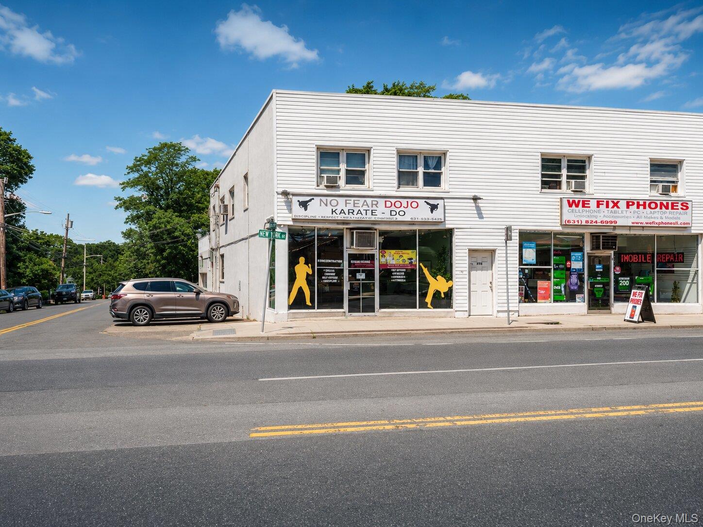 1761 New York Avenue, Huntington Station
