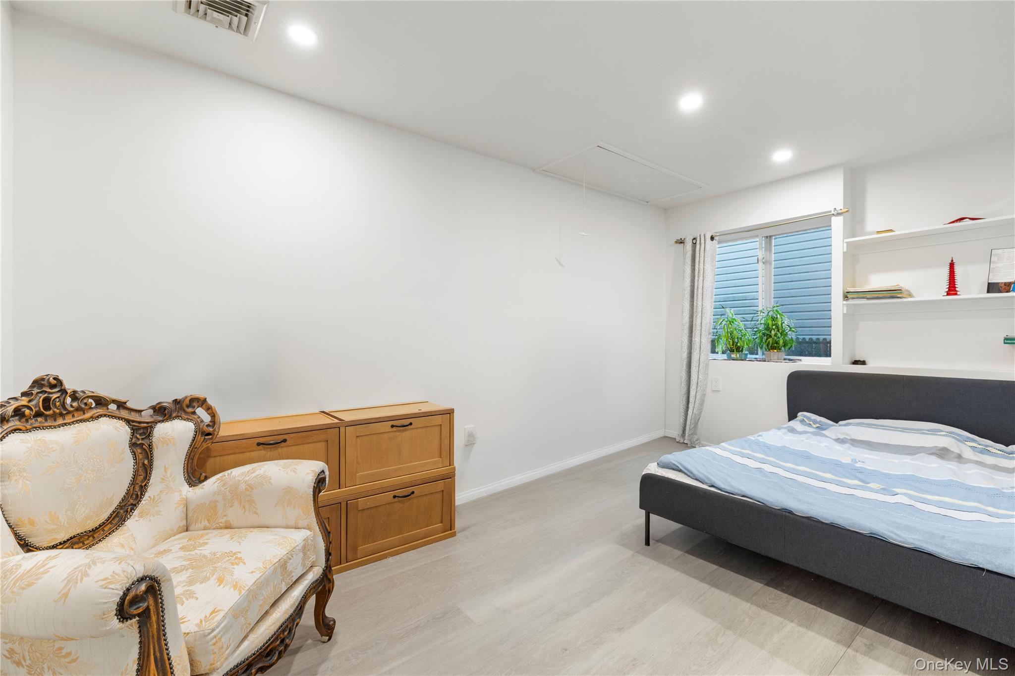 36 Richmond Street — photo 13