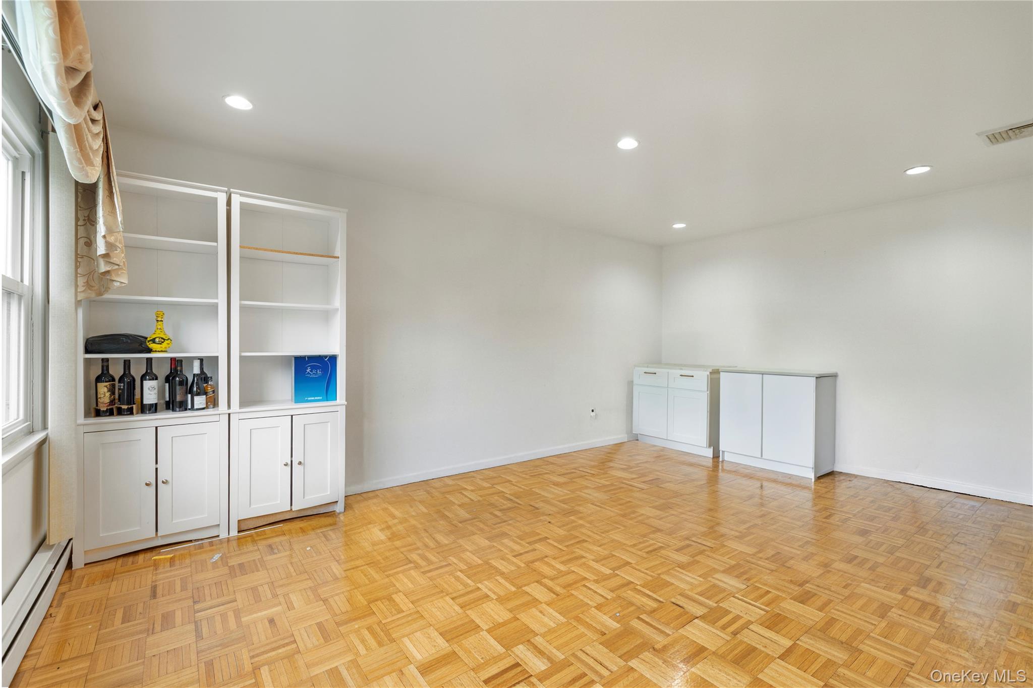 36 Richmond Street — photo 4