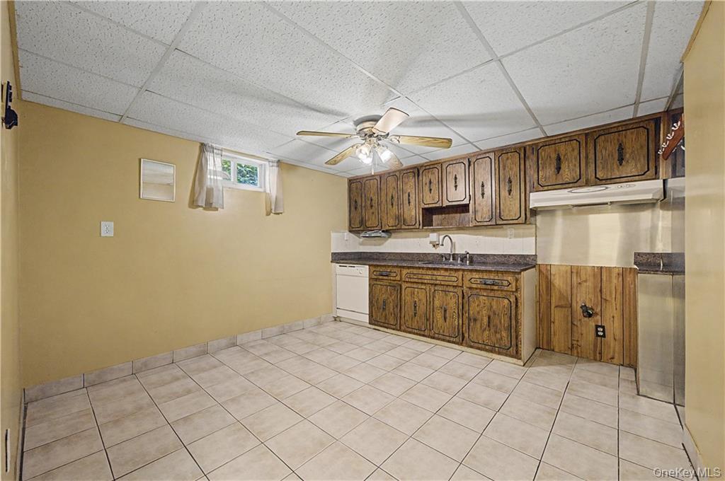 465 Washington Place — photo 29