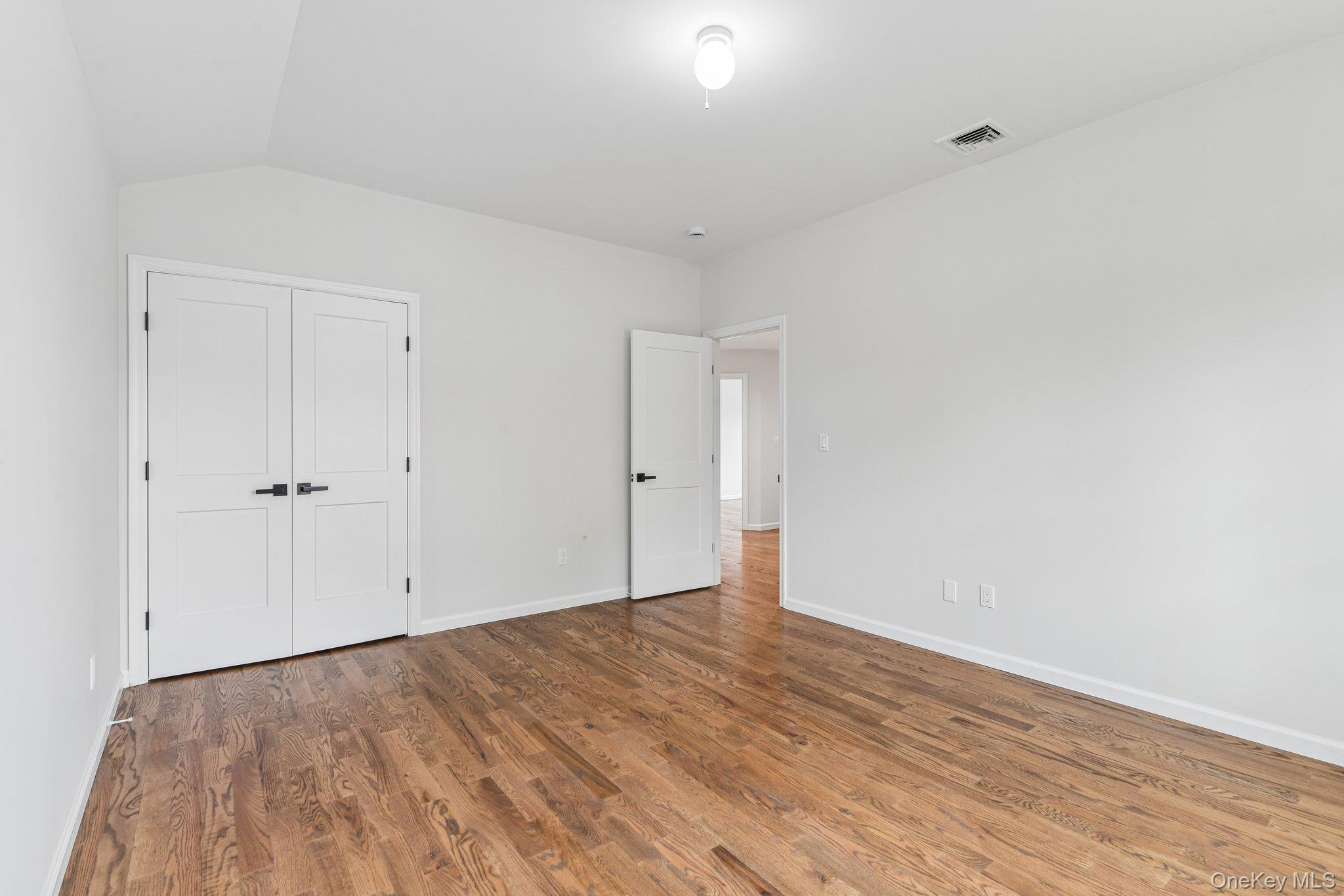 384 Scudder Avenue #Lot 2 — photo 22