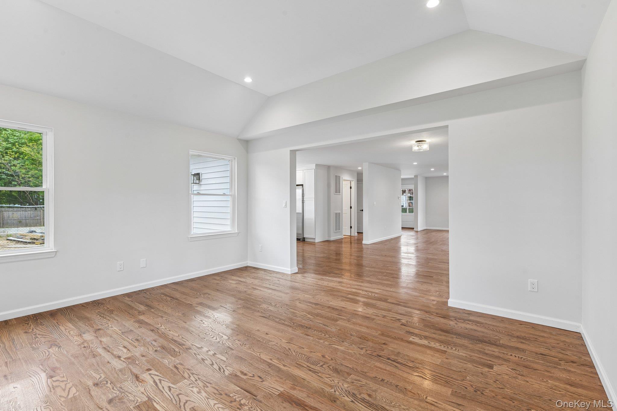 384 Scudder Avenue #Lot 2 — photo 10